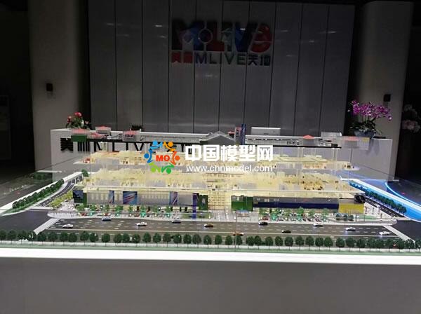 模型使用升降技术完美剖析内部空间