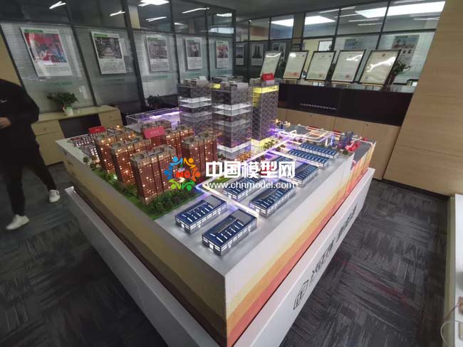 太阳能光伏应用及地源热泵原理沙盘模型