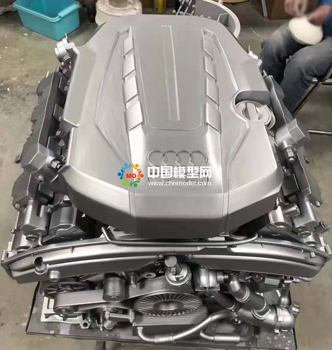 奥迪V8发动机模型