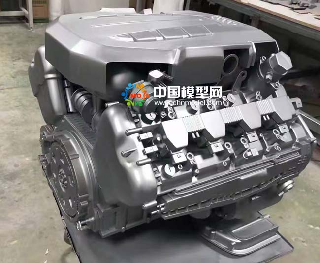 奥迪V8发动机模型