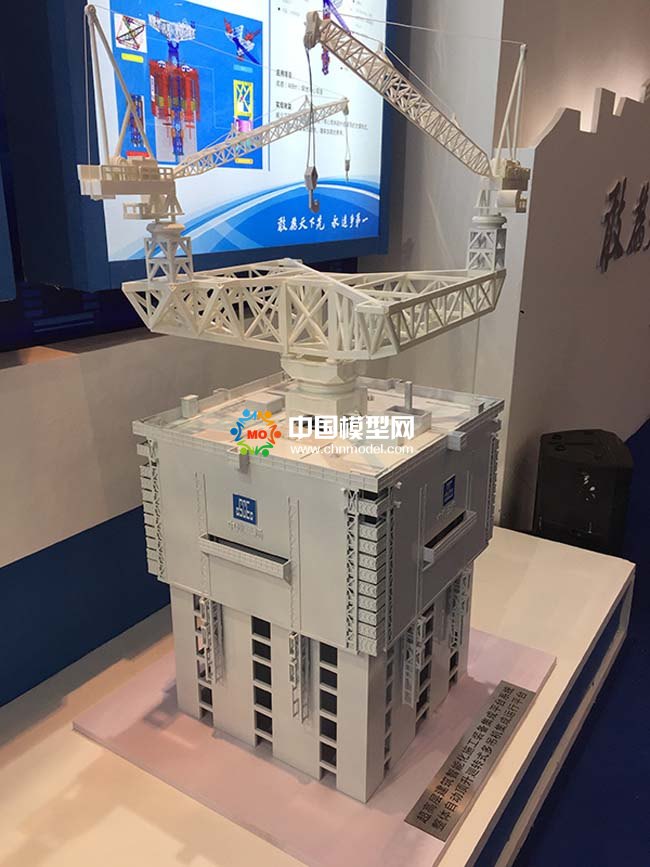 超高层建筑智能化施工装备集成平台模型
