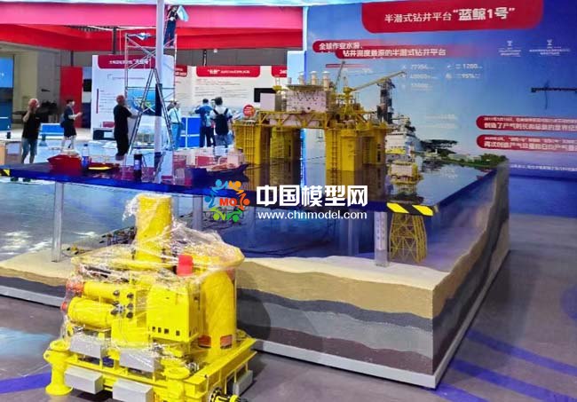 深水半潜式生产储油平台深海一号模型