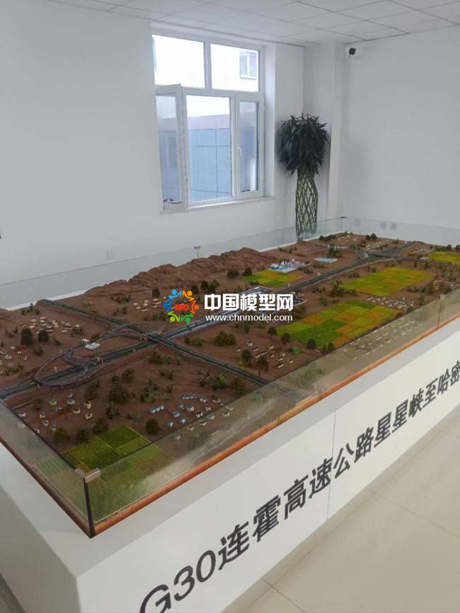 G30连霍高速公路星星峡至哈密段改扩建工程XHGJ-6标段沙盘模型